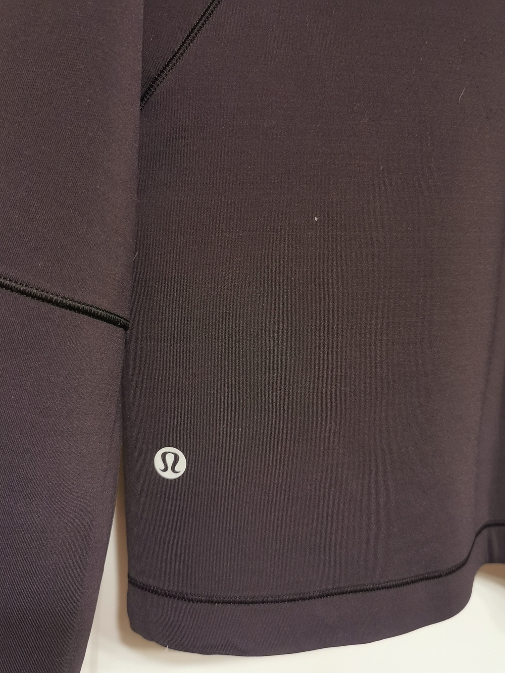 Lululemon Scuba Black Hoodie - Picture 4 of 5